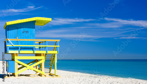 kabina-na-plazy-miami-beach-floryda-usa