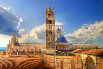 Wall Mural - Siena - medieval town of Tuscany - view of cathedral