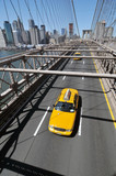 Fototapeta Mosty linowy / wiszący - Brooklyn bridge & Yellow Cab.