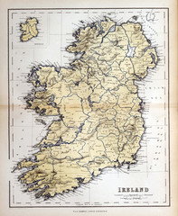 Fototapete - Old map of Ireland, 1870