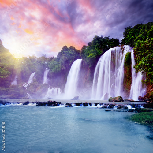 Naklejka na szybę Banyue waterfall