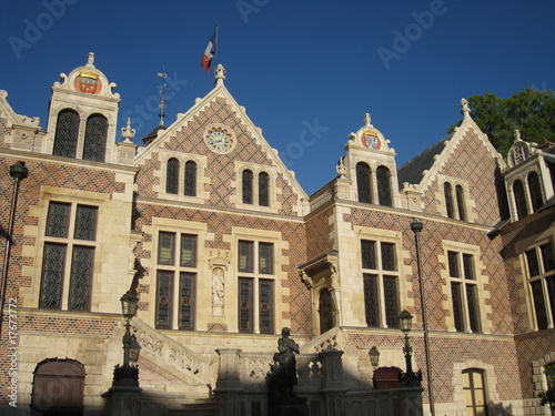 mairie d'orleans Photo Stock | Adobe Stock