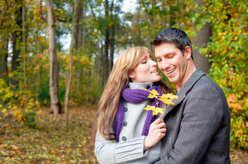 love autumn couple