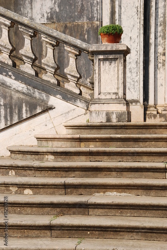 Plakat na zamówienie Architectural detail of a antique staircase with stone steps