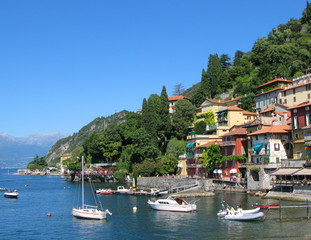 Wall Mural - Varenna, old Italian town on the shore of the lake Como