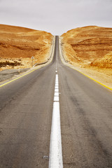 Poster - Asphalt highway in desert