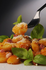 Canvas Print - Gnocchi di patate all amatriciana - Primi piatti Lazio