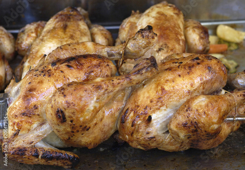 Fotografie, Obraz poulets rôtis chez le marchand de volailles