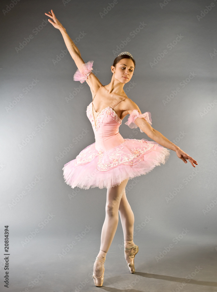 Ballerina's toe dance isolated - obrazy, fototapety, plakaty 
