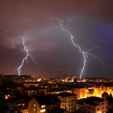 Fototapeta Tęcza - Urban lightning strike