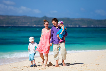 Wall Mural - Family on vacation