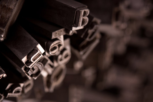 metal font