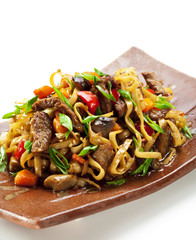 Canvas Print - Noodles with Beef and Vegetables