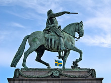 Statue De Gustave-Adolphe De Suède