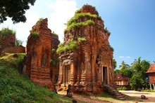 Angkor Wat Rolous Group