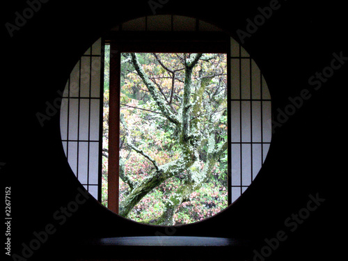 和室の丸窓 Stock 写真 Adobe Stock 和室の丸窓 Stock 写真 Adobe Stock