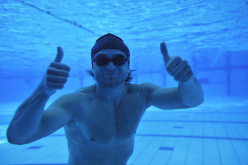 Wall Mural - swimming pool underwater