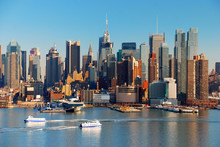 NEW YORK CITY WITH SKYSCRAPERS