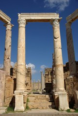 Fototapete - Colonne romaine, Libye
