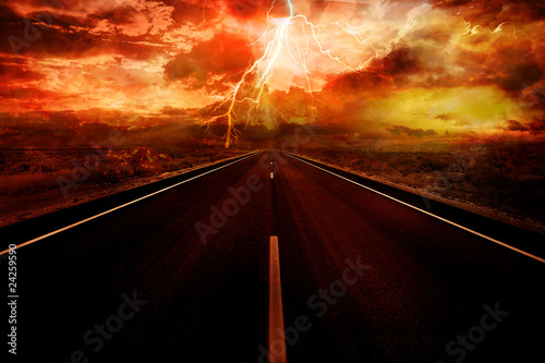 Fotografía Lightning strike in the darkness