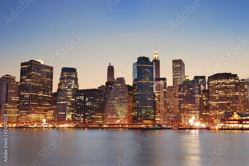 Manhattan in New York City at dusk © rabbit75_fot