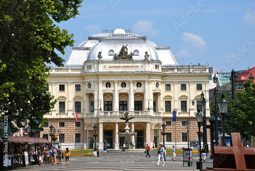 Photo Slovak national theatre in Bratislava 2010