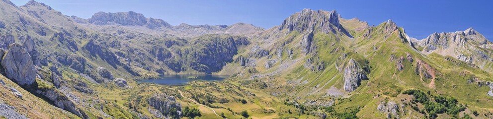 Wall Mural - Panoramica de Lago del Valle,Somiedo,Asturias