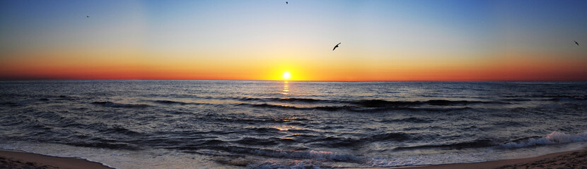 Wall Mural - Sunrise at sea panorama