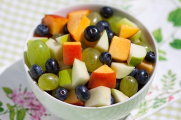 Canvas Print - summer fruits salad