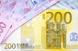 Arrangement of banknotes
