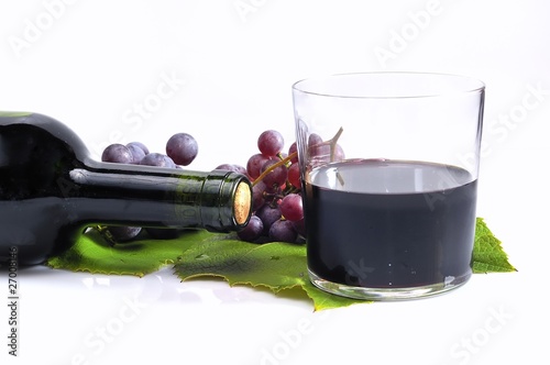 Vino Tinto Koop Deze Stockfoto En Ontdek Vergelijkbare Foto S Op Adobe Stock Adobe Stock
