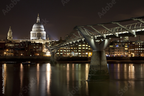 st-paul-39-s-and-millennium-bridge