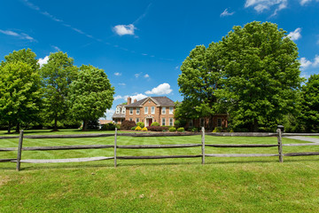 Wall Mural - Suburban Maryland Single Family Georgian House Lawn Fence Trees