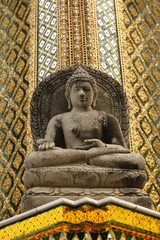 Thai meditating  budha statue