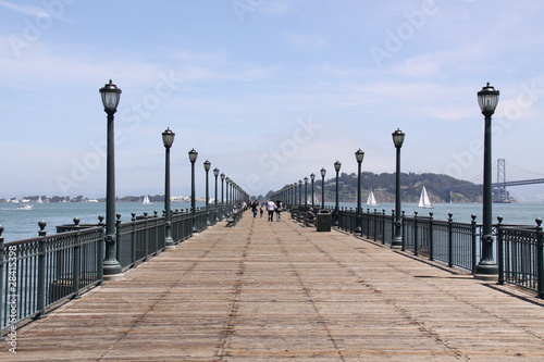 Fototapeta na wymiar Hölzener Steg in San Francisco