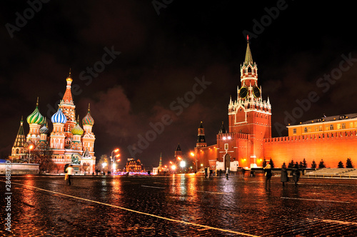 Photo The Moscow Kremlin and Red Square at night.