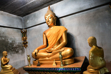 Wall Mural - Buddha statue