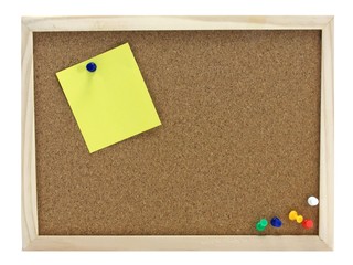 A wooden pin board & blank note pinned on it with copy space