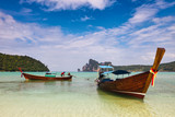 Fototapeta Morze - Longboats on Phi Phi island, Thailand