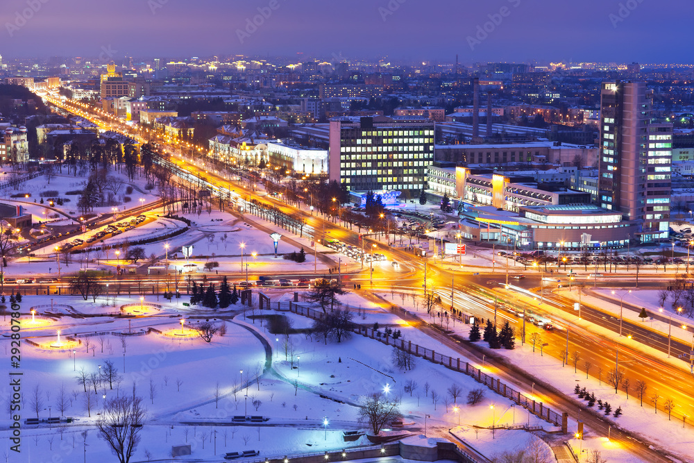 Obraz na płótnie Night winter panorama of Minsk, Belarus w salonie