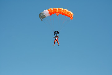 Parachutist 2