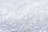 Neige vue de près, arrière plan de givre blanc en hiver, noël et nouvel an