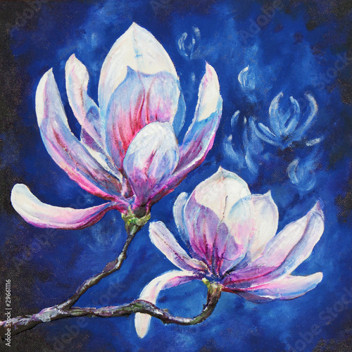 biala-magnolia-na-niebieskim-tle-malarstwo-akrylowe