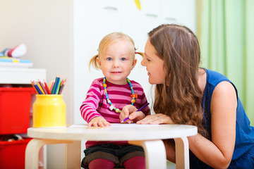 Sticker - Mother and daughter drawing together