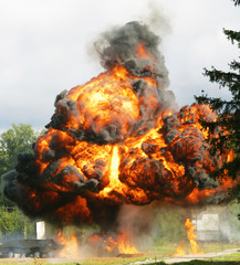 explosion a flame