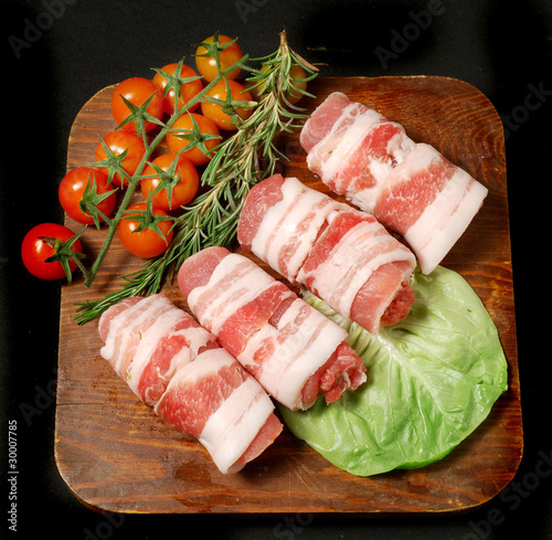 involtini di suino - Acquista questa foto stock ed esplora ...