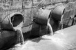 © Horiphotos - esgoto urbano