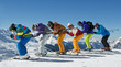 Gruppe Skifahrer – los geht's!