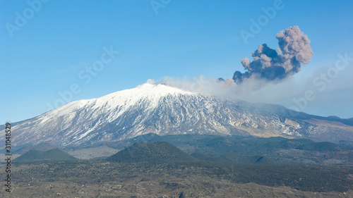 Cuadros en Lienzo Volcano Etna And Column Of Smoke