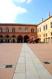 Fototapeta  - La Piazza del Municipio - Ferrara - Italia